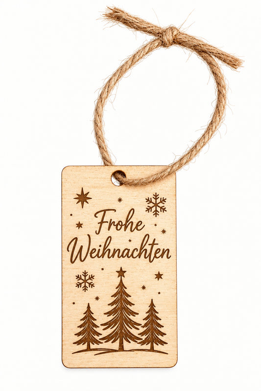Personalisierter eckiger Geschenkanhänger aus Holz mit Lasergravur – Beispiel 1